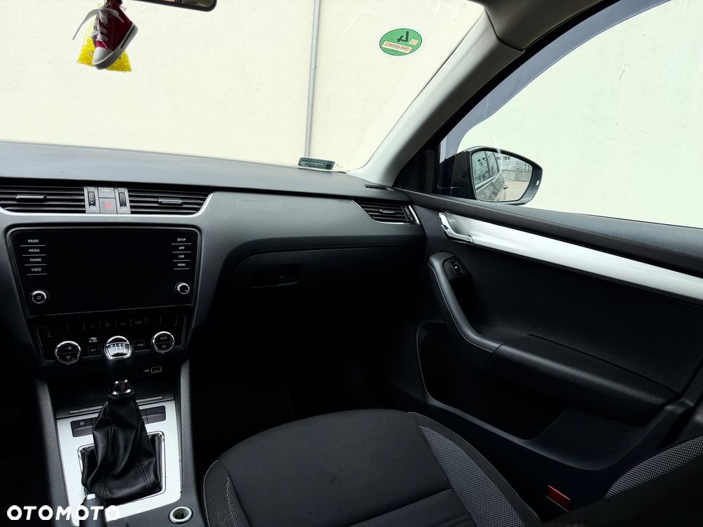 Skoda Octavia 1.6 TDI Business - 12