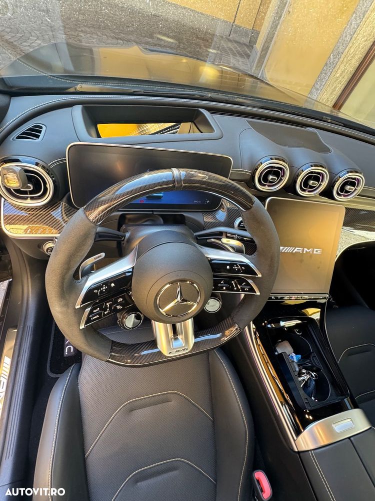 Mercedes-Benz C 63 AMG - 7