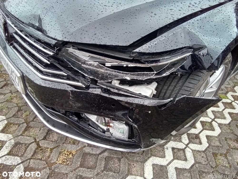 Volkswagen Passat 2.0 TDI Elegance DSG - 11