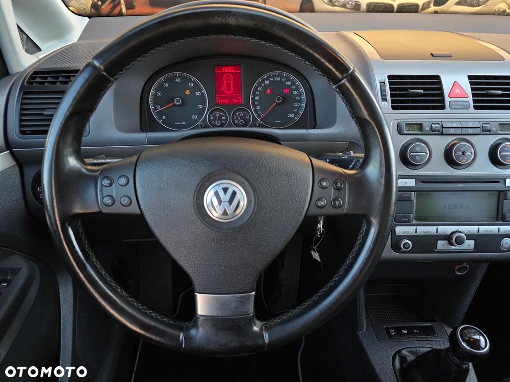 Volkswagen Touran 1.4 TSI United - 12