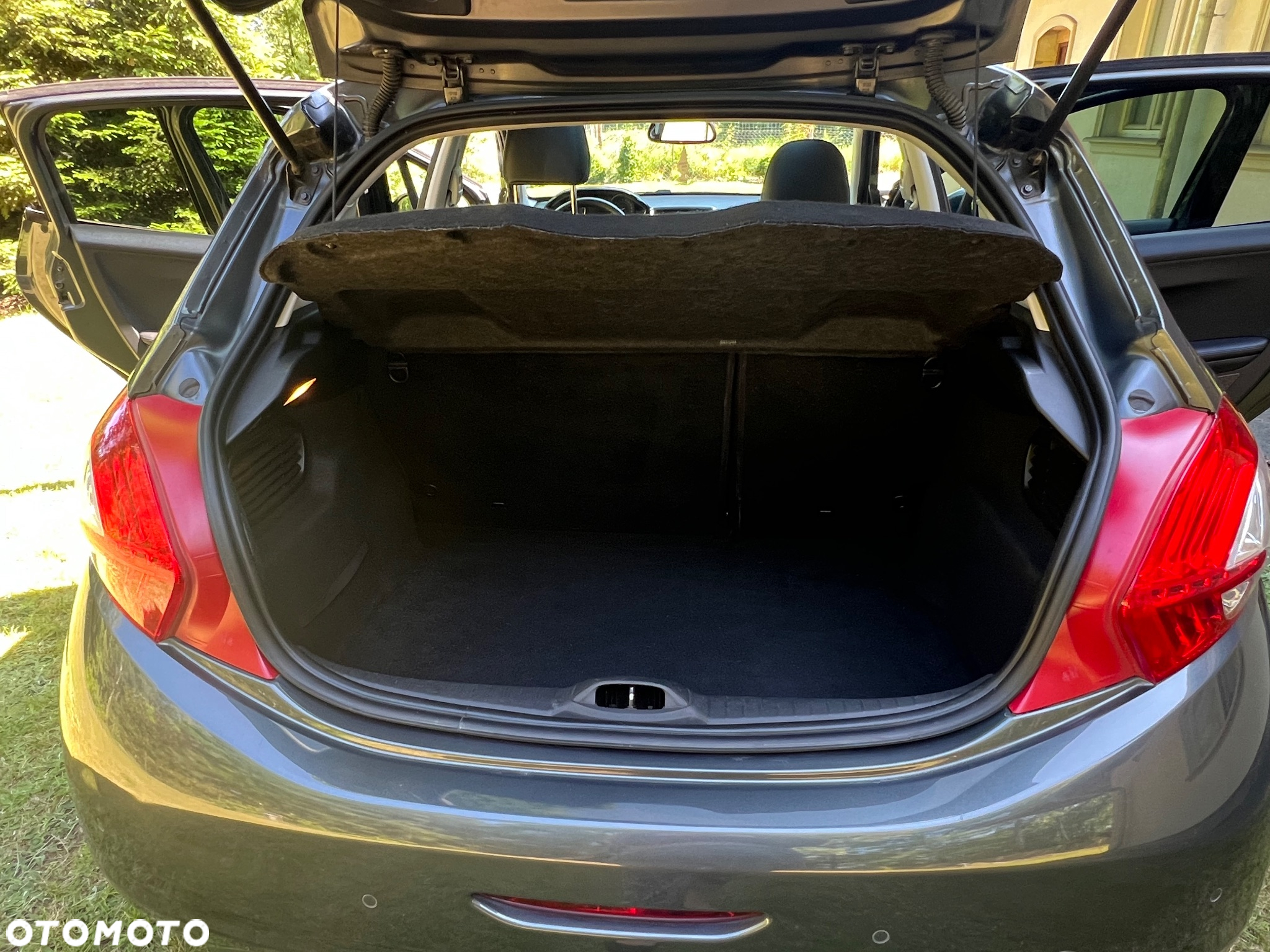 Peugeot 208 1.6 VTi Allure - 11
