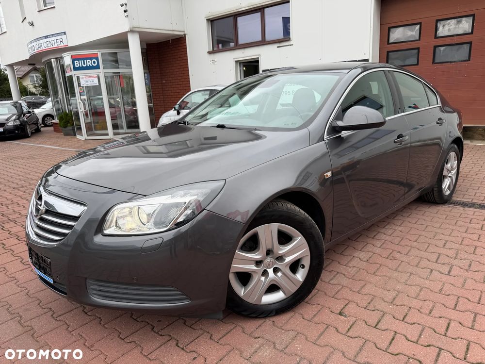 Opel Insignia 1.8 Edition - 1