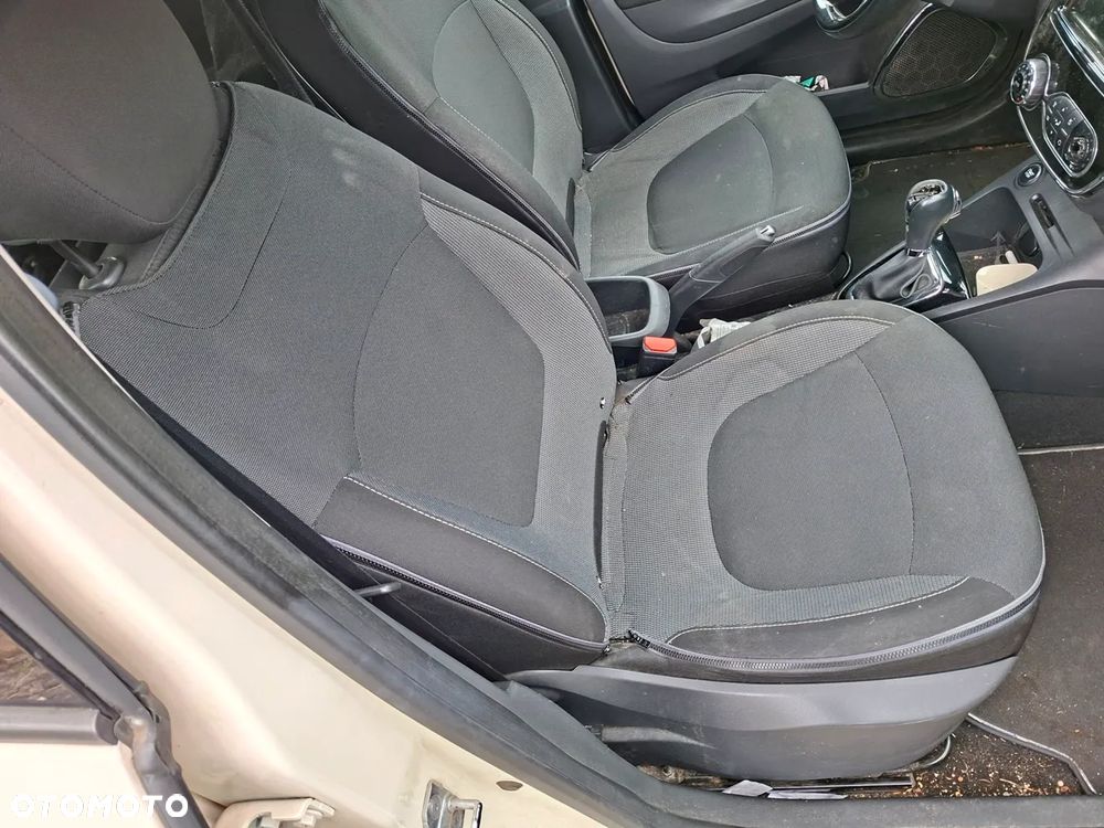 Dacia Sandero Stepway 1.5 Blue dCi Laureate S&S - 9