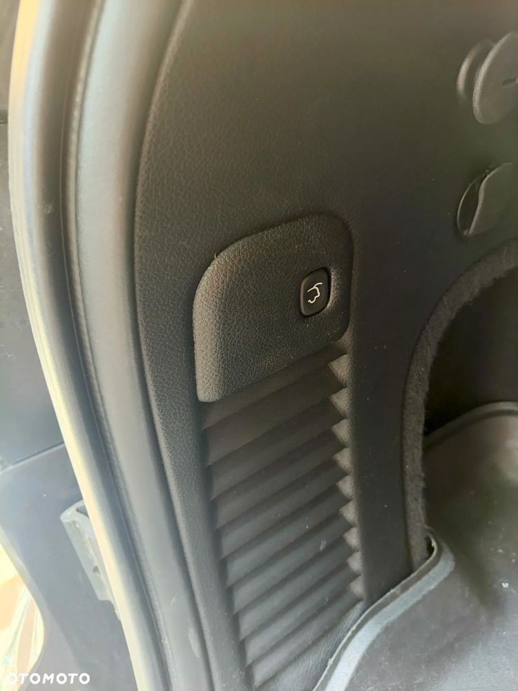 Jeep Grand Cherokee - 18