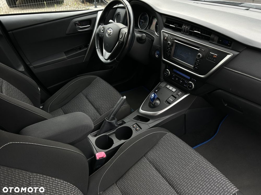Toyota Auris - 22