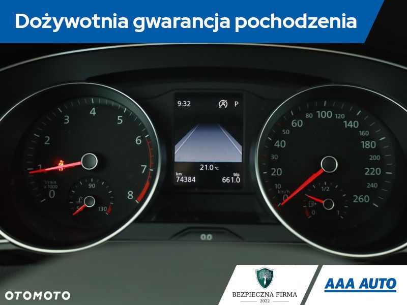 Volkswagen Passat - 10