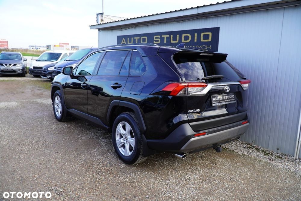 Toyota RAV4 - 4