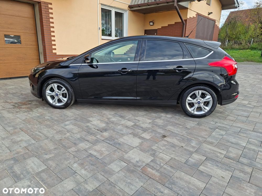 Ford Focus 2012 photo 3