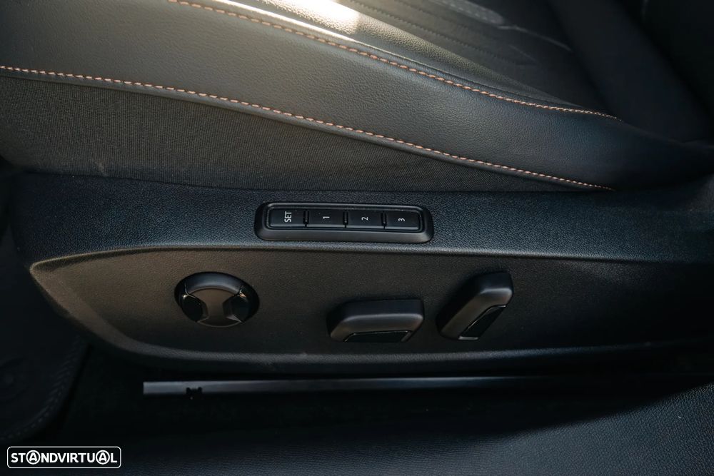 Cupra Formentor 1.4 e-Hybrid DSG - 31