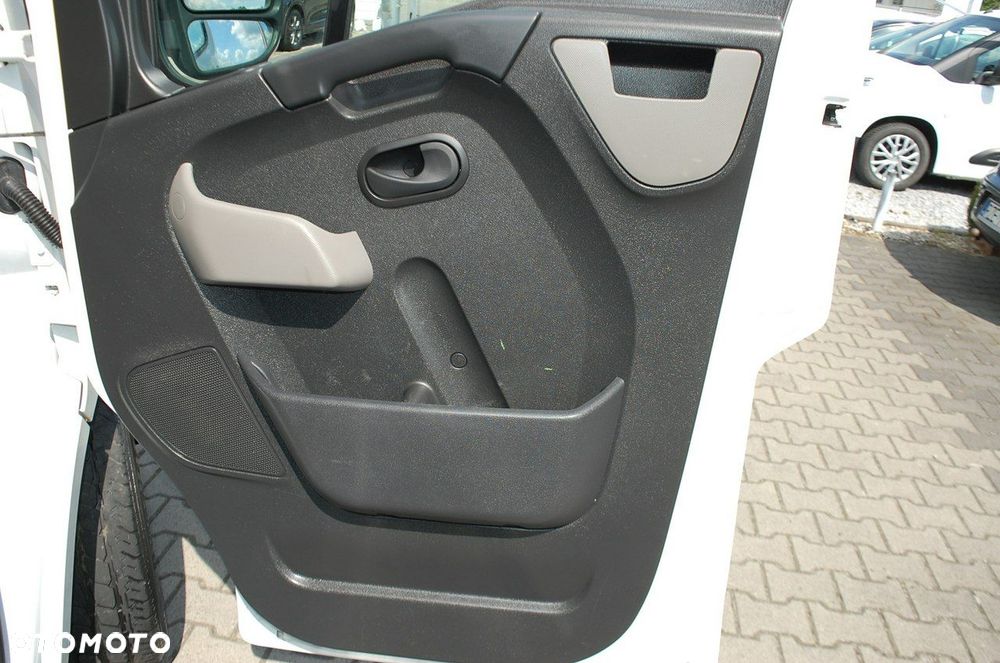Opel Movano - 24