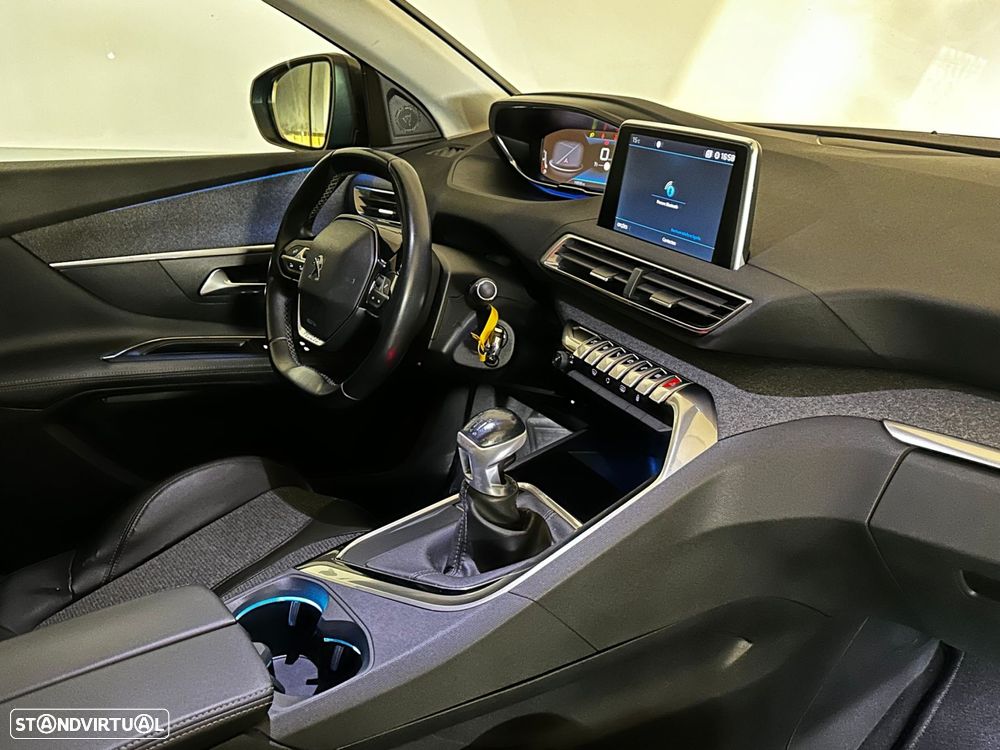 Peugeot 3008 1.5 BlueHDi Allure - 27