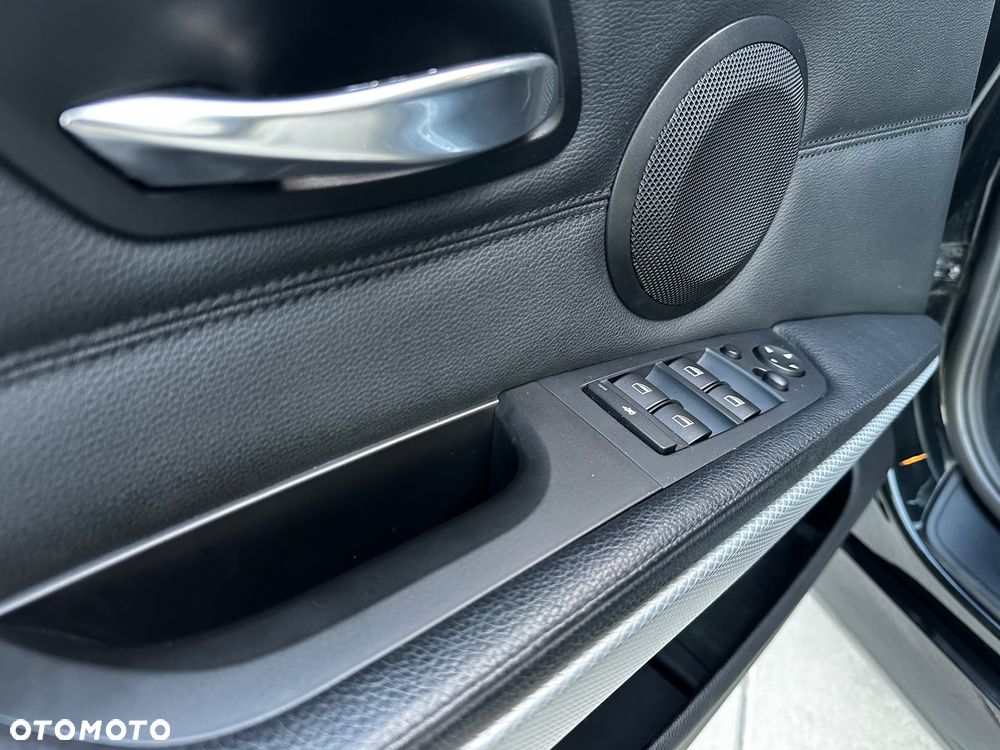 BMW Seria 3 335d - 10