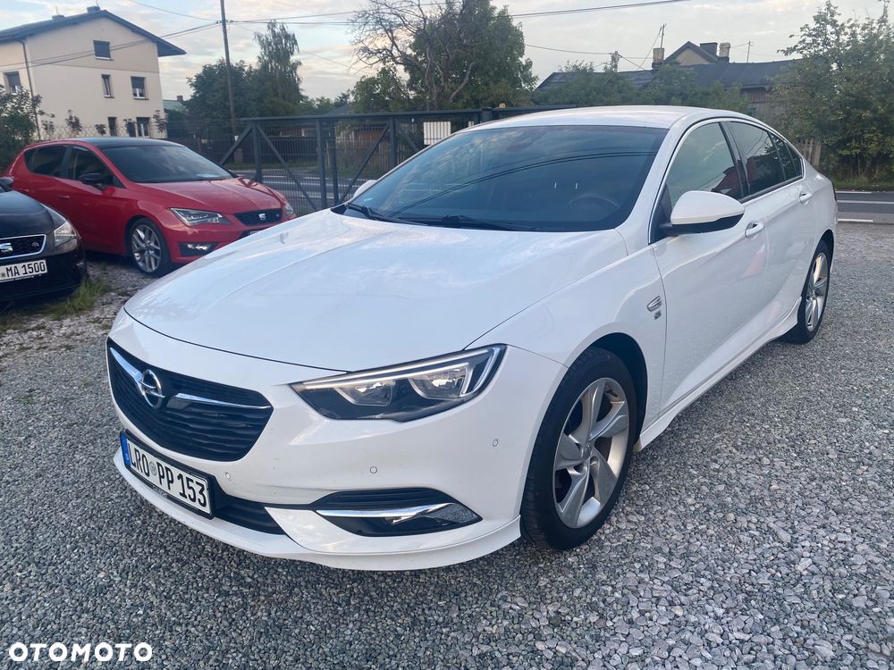 Opel Insignia 1.5 Direct InjectionTurbo Dynamic - 1