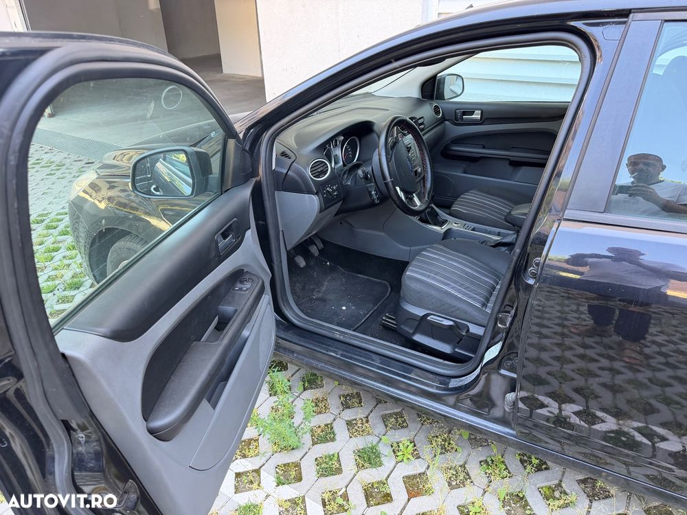 Ford Focus 1.8 TDCi Ambiente - 7