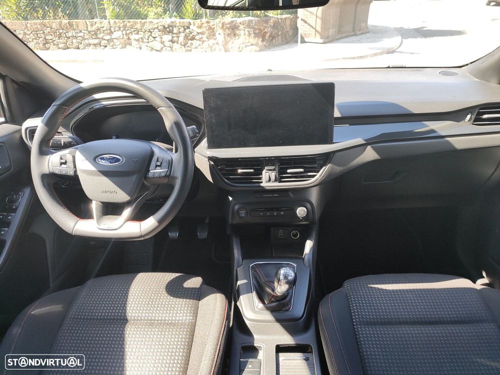 Ford Focus 1.0 EcoBoost MHEV ST-Line - 10