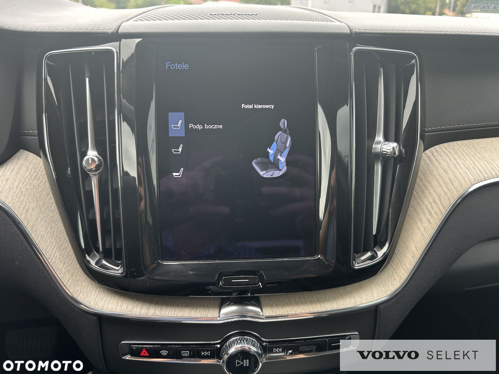 Volvo XC 60 - 21