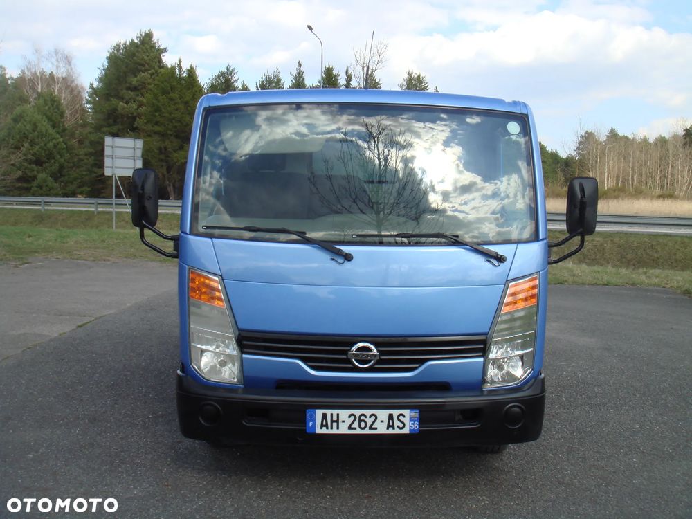 Nissan CABSTAR - 3