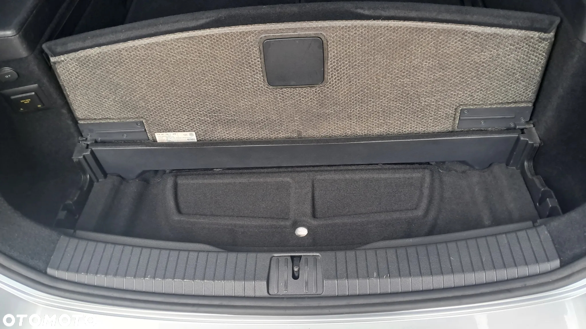 Volkswagen Touran 1.4 TSI BMT Comfortline DSG - 24