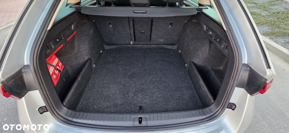 Skoda Octavia 2.0 TDI DSG Style - 22