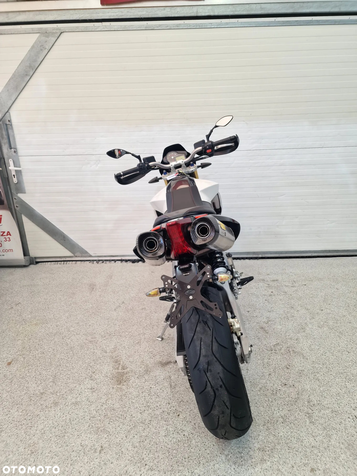Aprilia Dorsoduro - 22