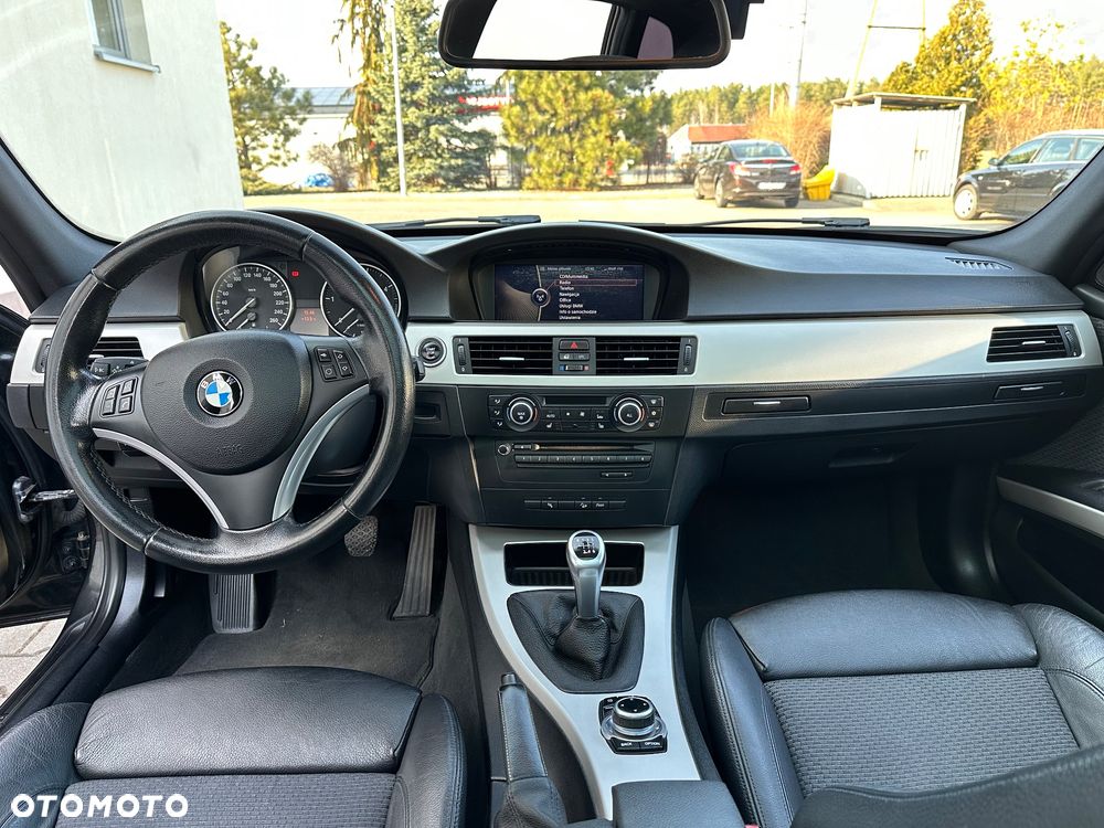 BMW Seria 3 320d xDrive - 6