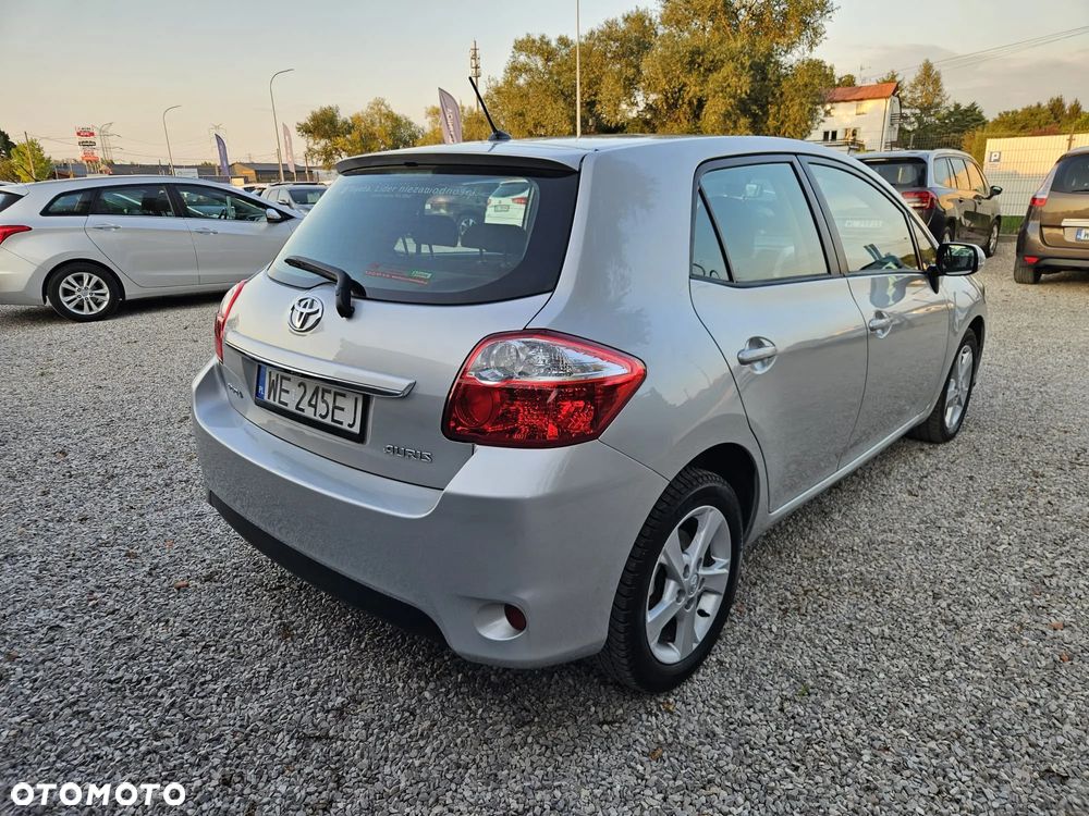 Toyota Auris 1.33 VVT-i Life - 15