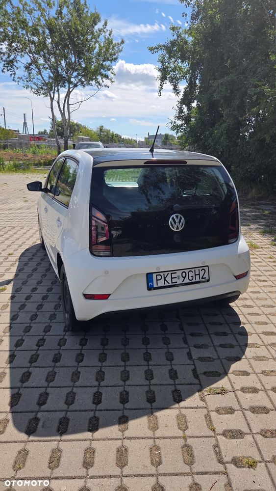 Volkswagen up! move - 4