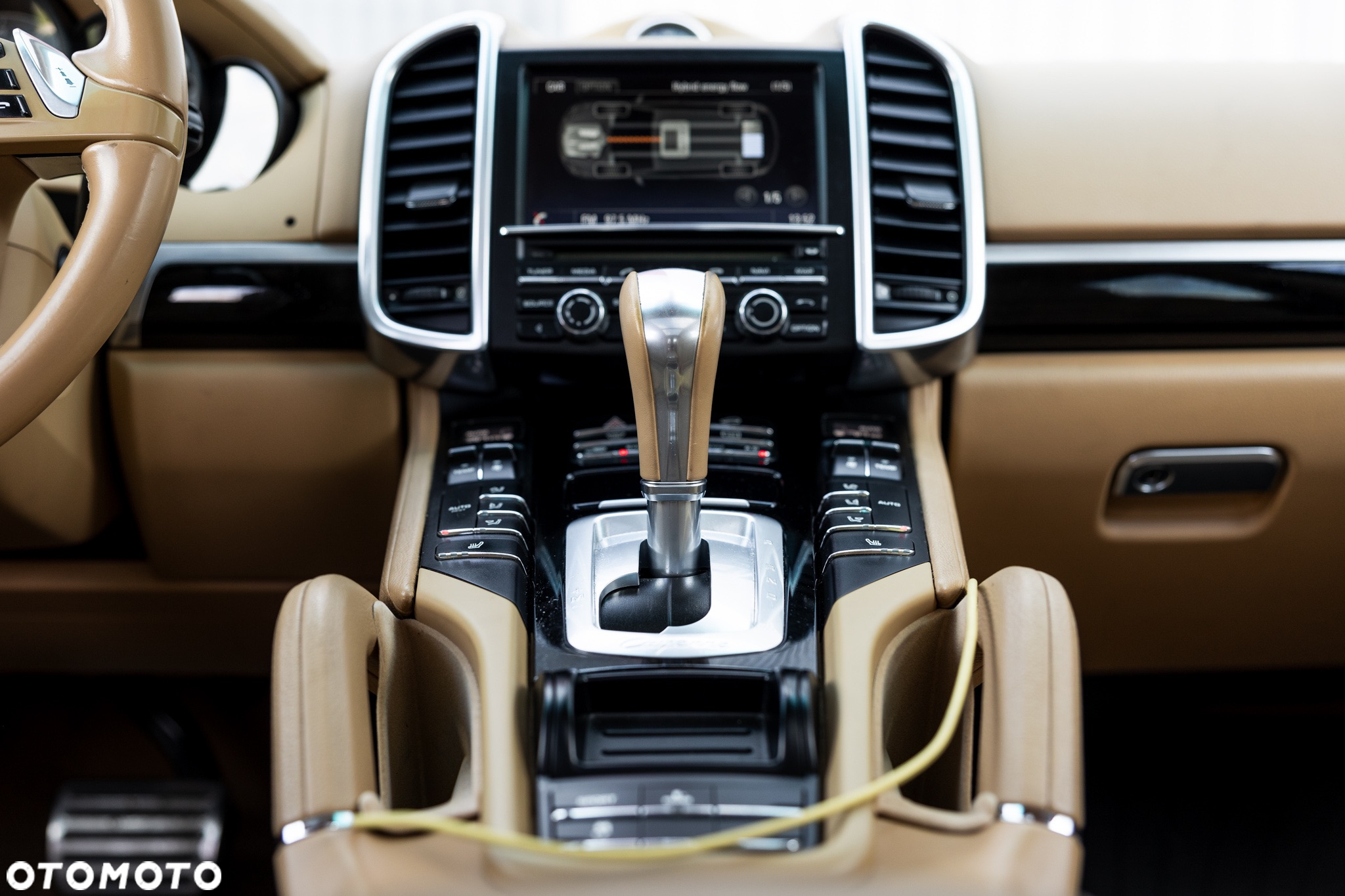 Porsche Cayenne S Hybrid Tiptronic S - 29