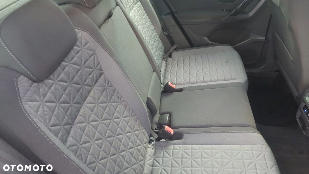 Volkswagen Tiguan - 27