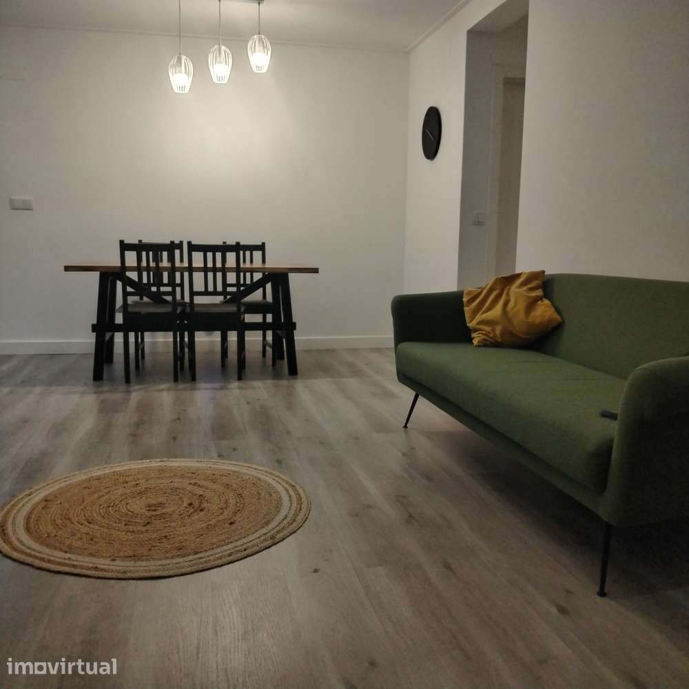 Apartamento T2 com Cozinha Equipada em Azeitão - Grande imagem: 2/8