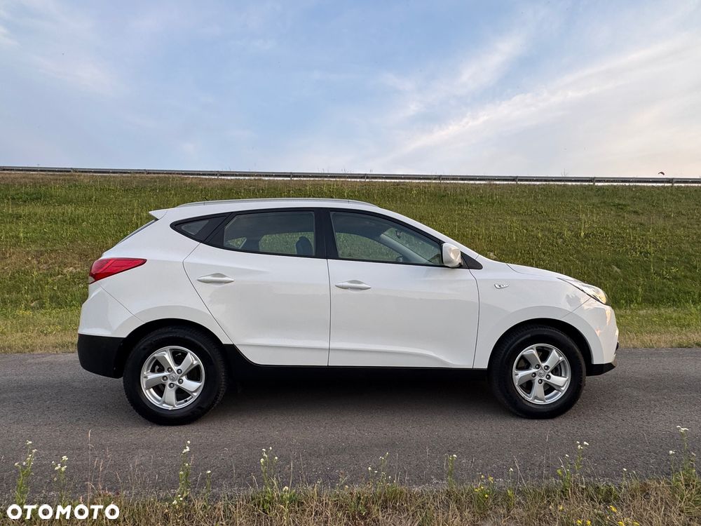 Hyundai ix35 1.6 2WD Fifa World Cup Edition - 19