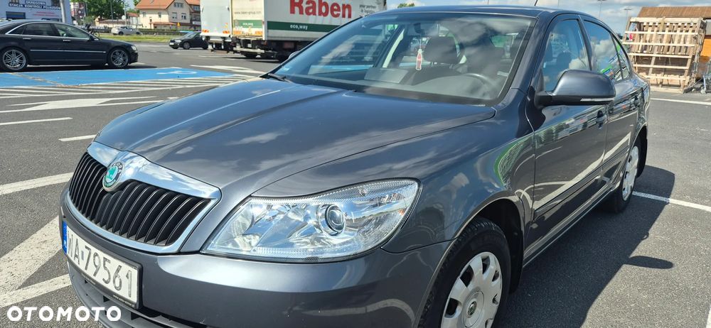 Skoda Octavia 1.6 Active - 12