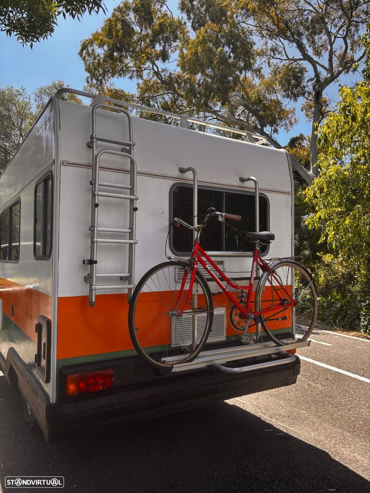 Ford Transit Challenger - 22