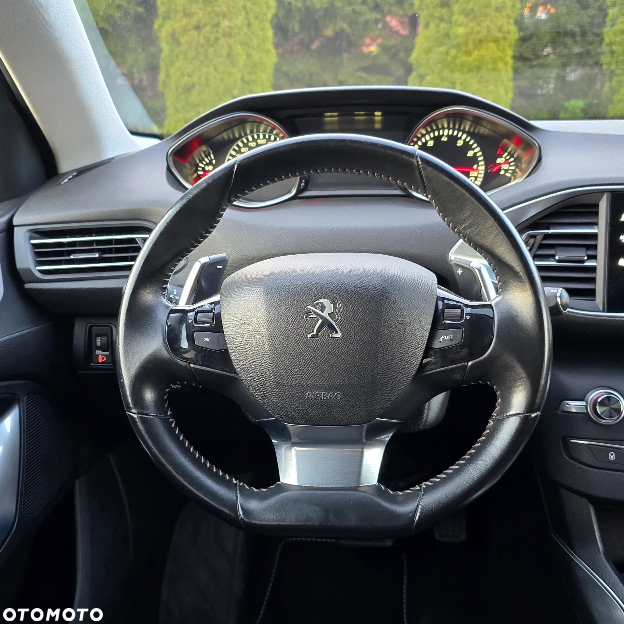 Peugeot 308 SW 1.2 PureTech GPF Active S&S EAT8 - 26