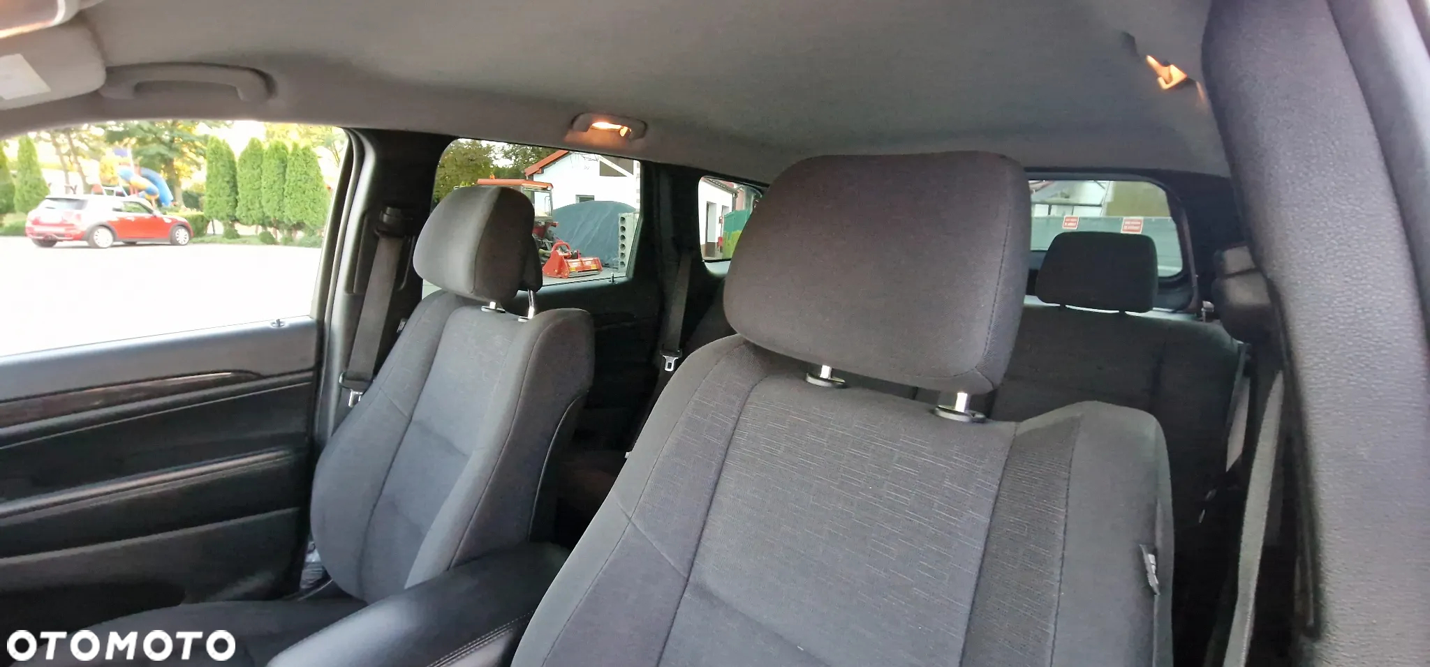 Jeep Grand Cherokee 3.0 CRD Laredo - 10