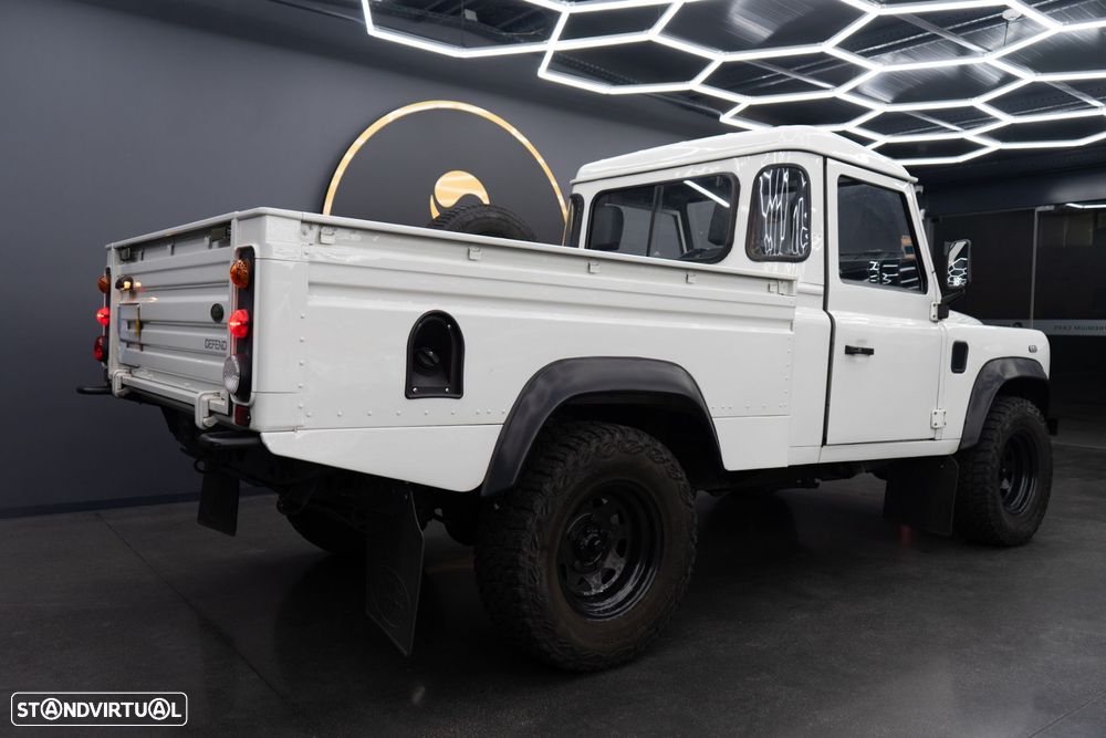 Land Rover Defender 90 2.5 TD5 Metal Top - 10