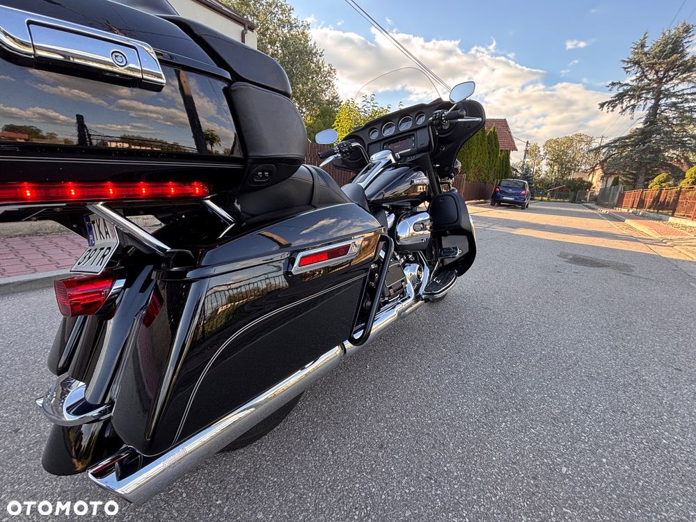 Harley-Davidson FLHTCU Ultra - 17