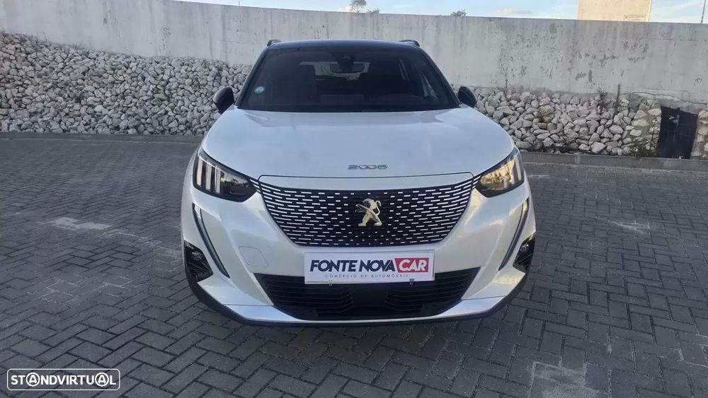 Peugeot e-2008 GT Pack - 4