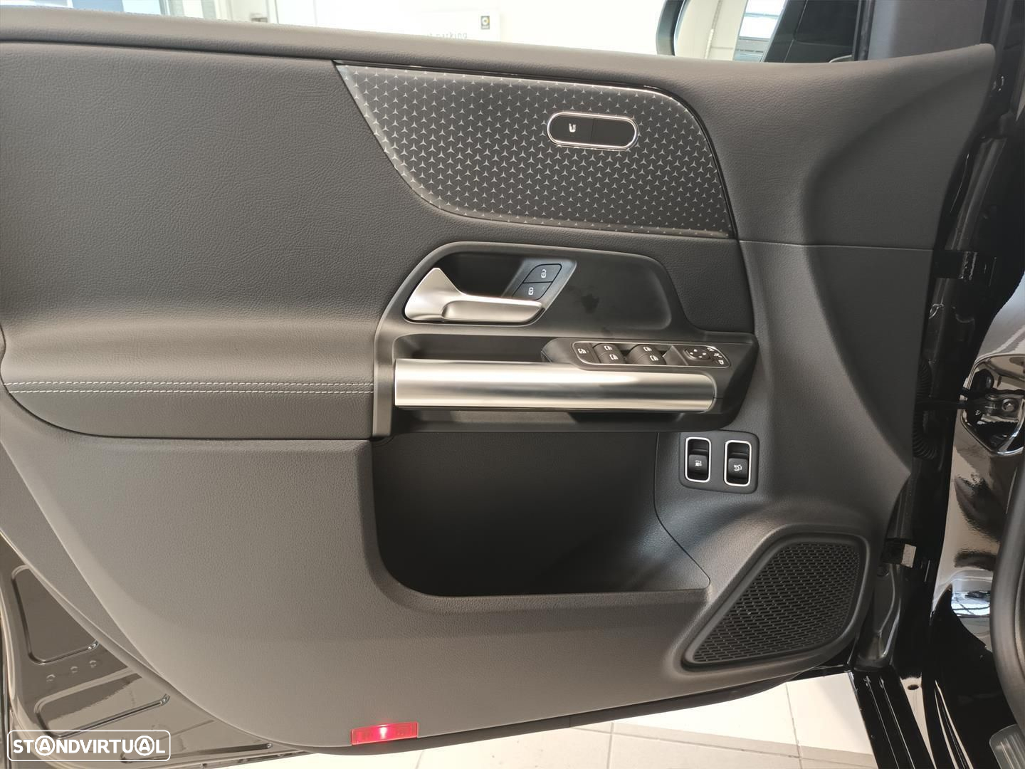 Mercedes-Benz B 250 e - 8