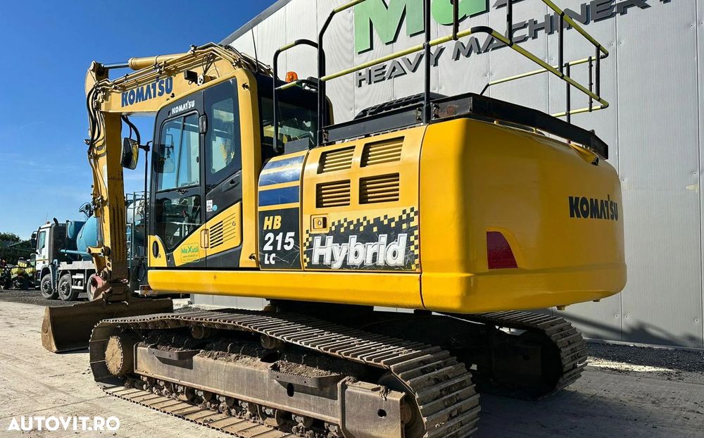 Komatsu HB215LC Excavator - 5