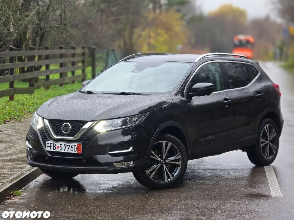 Nissan Qashqai 1.3 DIG-T TEKNA - 2