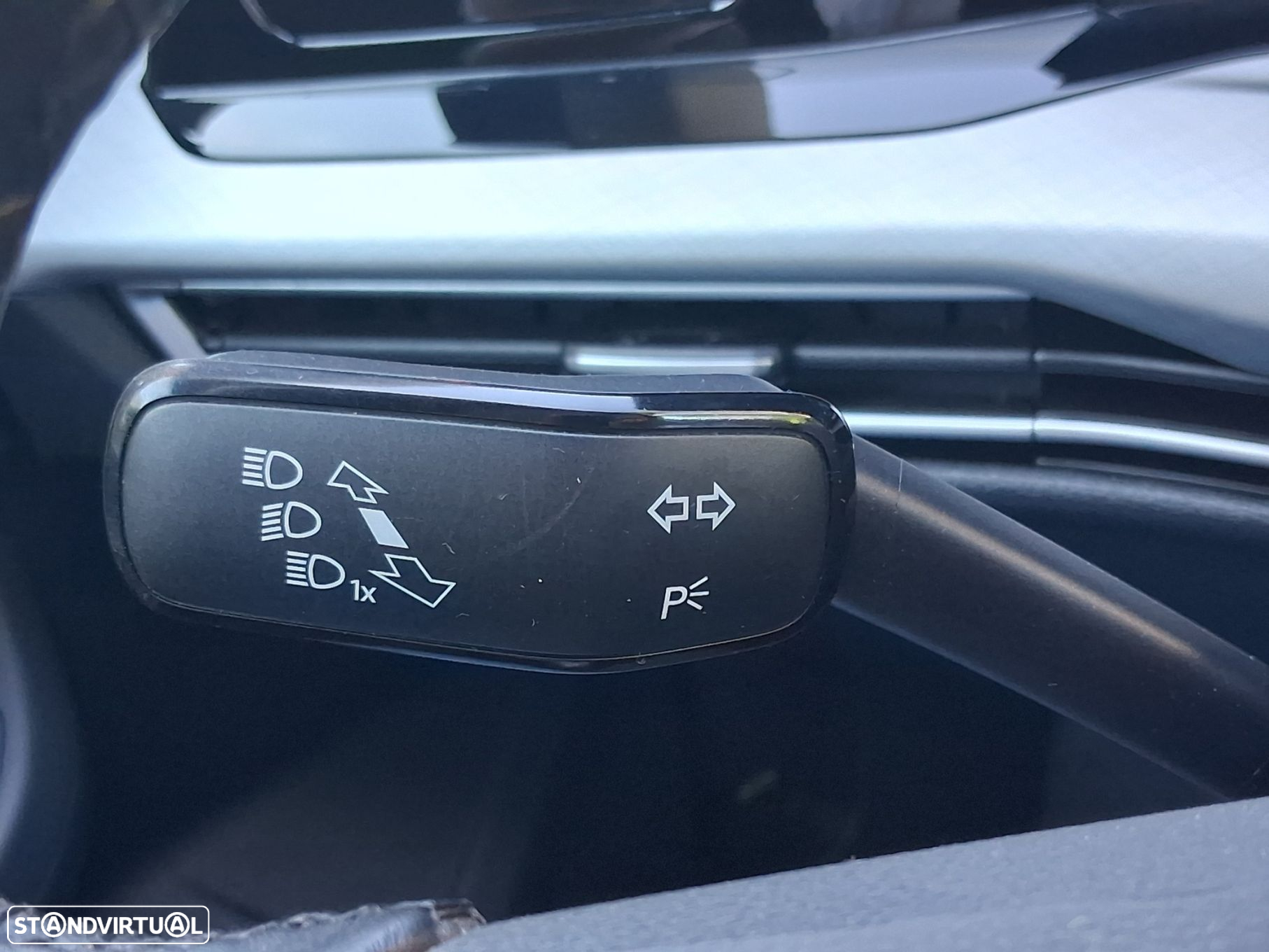 VW Golf 1.0 TSI Life - 38
