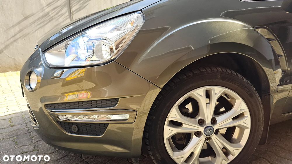 Ford S-Max 2.0 TDCi DPF Titanium - 1