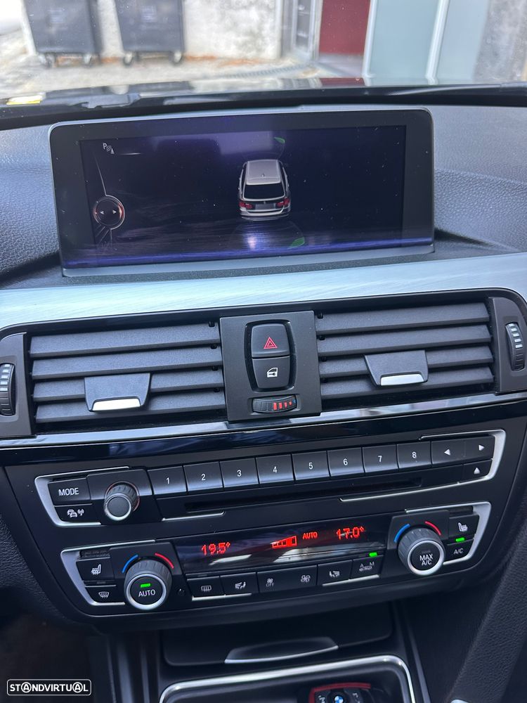 BMW 320 d Aut. Sport Line - 14
