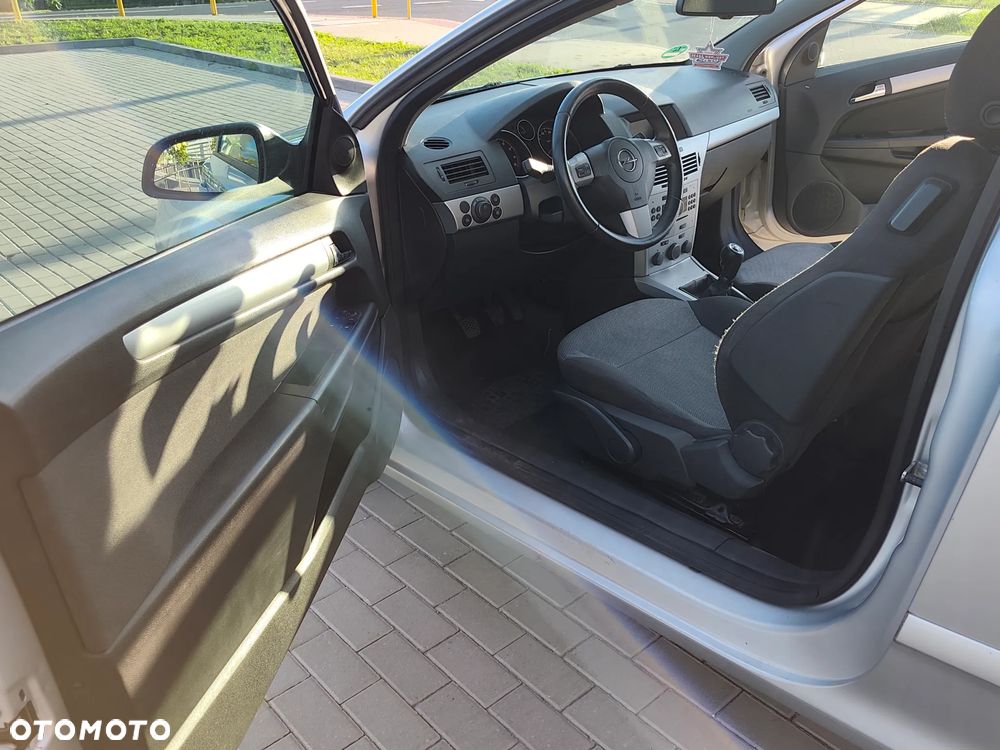 Opel Astra 1.4 Selection - 32