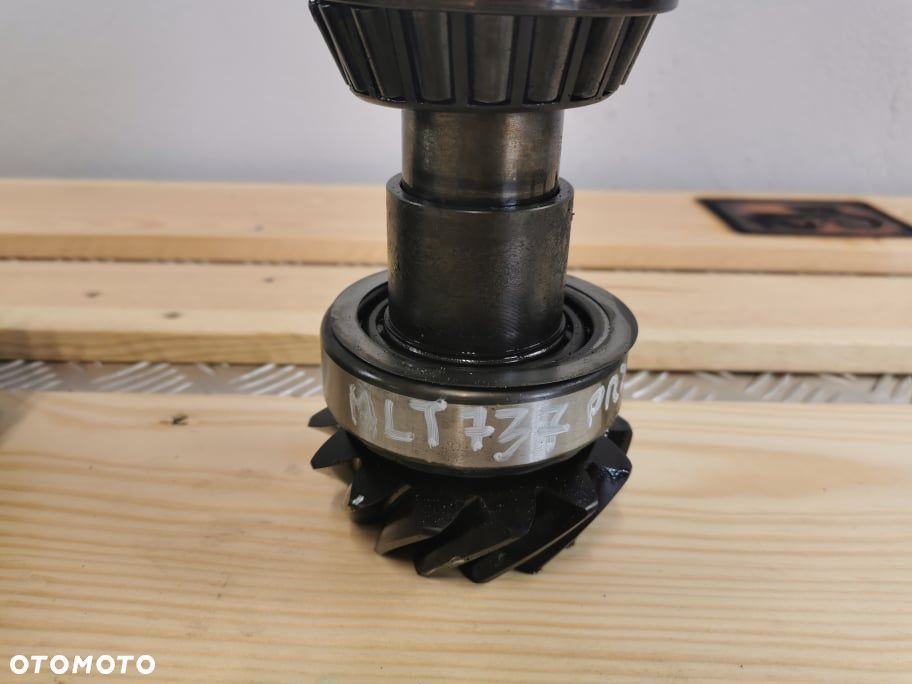Manitou MLT 733 {Dyferencjał 14X36 Spicer} - 8