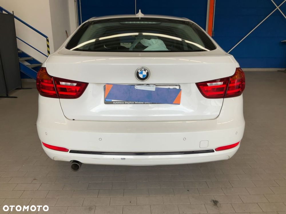 BMW 3GT 318d Sport Line - 13