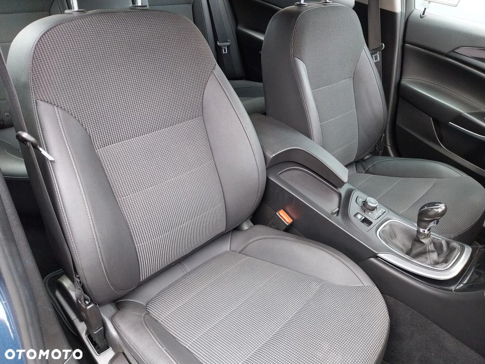 Opel Insignia 1.8 Cosmo - 21