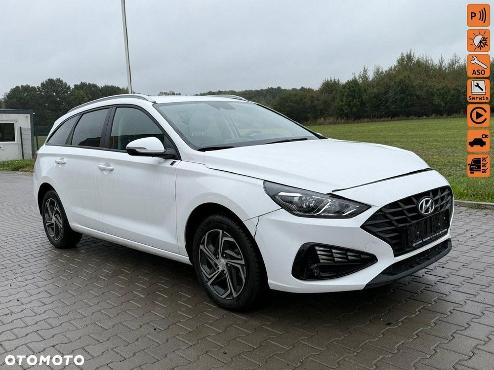 Hyundai i30 1.5 Pure - 1