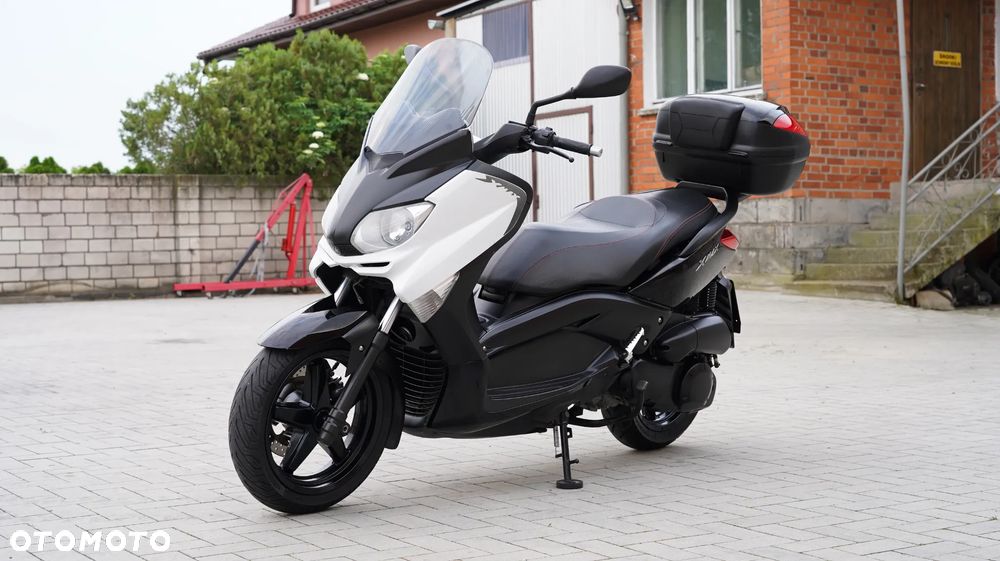 Yamaha X-max
